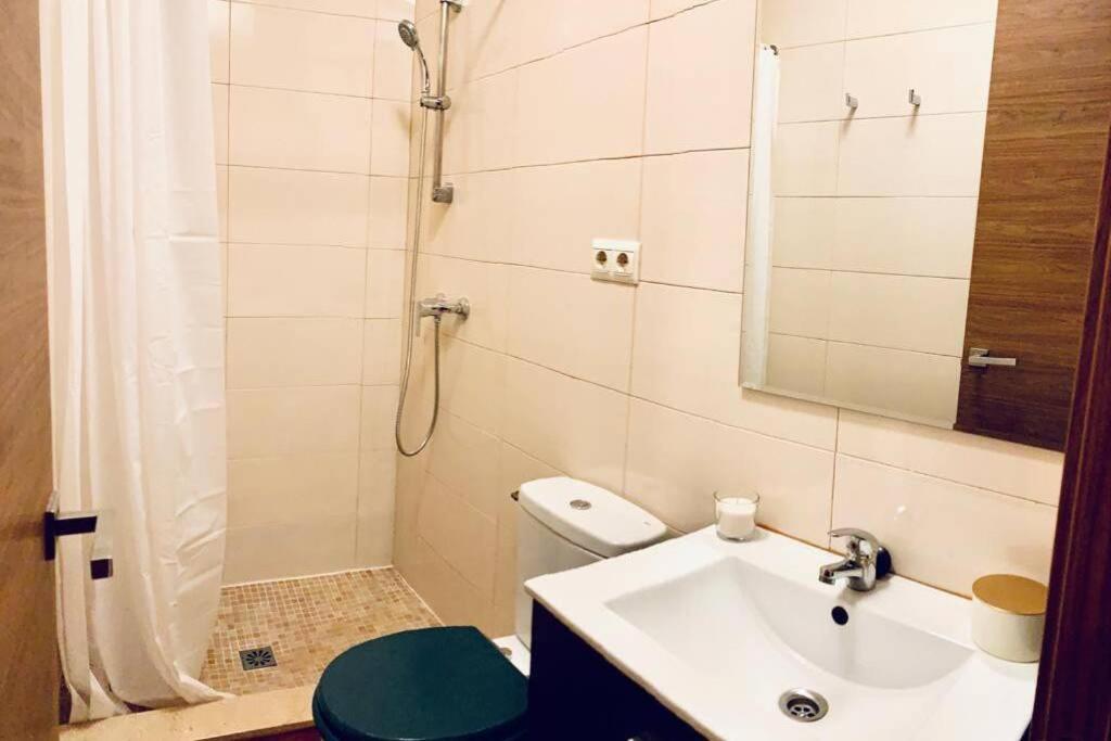 Precioso Apartamento A 50M De La Playa En El Palo マラガ エクステリア 写真